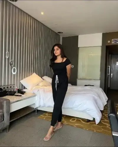 Call Girls Service in Khora